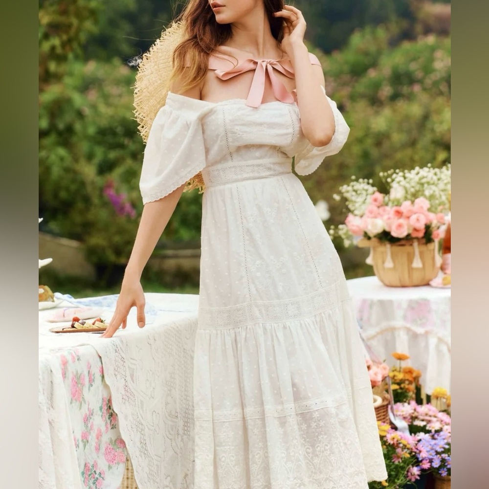 LAIT Collection Jolie Mixed Lace Maxi Dress Sz S